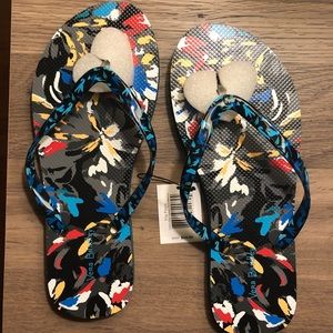 Vera Bradley flip flops